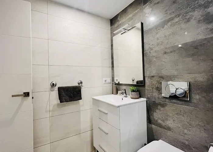 Edificio Sur Нерха